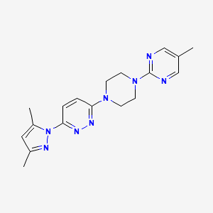 molecular formula C18H22N8 B2907226 2-[4-[6-(3,5-Dimethylpyrazol-1-yl)pyridazin-3-yl]piperazin-1-yl]-5-methylpyrimidine CAS No. 2415452-86-5