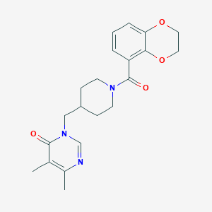 molecular formula C21H25N3O4 B2907302 3-{[1-(2,3-Dihydro-1,4-benzodioxine-5-carbonyl)piperidin-4-yl]methyl}-5,6-dimethyl-3,4-dihydropyrimidin-4-one CAS No. 2199973-95-8