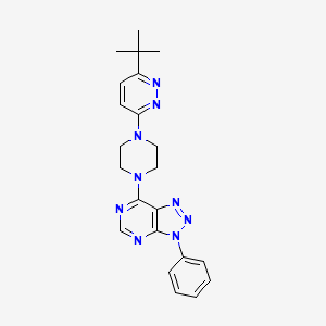 molecular formula C22H25N9 B2907959 7-[4-(6-Tert-butylpyridazin-3-yl)piperazin-1-yl]-3-phenyltriazolo[4,5-d]pyrimidine CAS No. 2380184-33-6