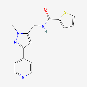 molecular formula C15H14N4OS B2907975 N-[(2-Methyl-5-pyridin-4-ylpyrazol-3-yl)methyl]thiophene-2-carboxamide CAS No. 2309588-84-7