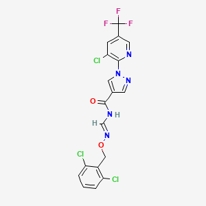 molecular formula C18H11Cl3F3N5O2 B2908117 1-(3-Chloro-5-(trifluoromethyl)-2-pyridinyl)-N-((((2,6-dichlorobenzyl)oxy)imino)methyl)-1H-pyrazole-4-carboxamide CAS No. 477709-87-8