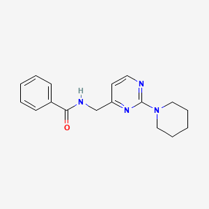 molecular formula C17H20N4O B2908732 N-((2-(piperidin-1-yl)pyrimidin-4-yl)methyl)benzamide CAS No. 1798034-79-3