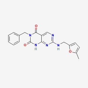 molecular formula C19H17N5O3 B2909089 3-benzyl-7-(((5-methylfuran-2-yl)methyl)amino)pyrimido[4,5-d]pyrimidine-2,4(1H,3H)-dione CAS No. 1396847-37-2