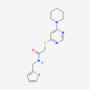molecular formula C16H20N4O2S B2909258 N-(furan-2-ylmethyl)-2-((6-(piperidin-1-yl)pyrimidin-4-yl)thio)acetamide CAS No. 1202984-52-8