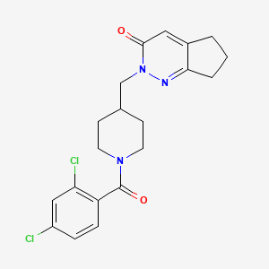 2-[[1-(2,4-Dichlorobenzoyl)piperidin-4-yl]methyl]-6,7-dihydro-5H-cyclopenta[c]pyridazin-3-one