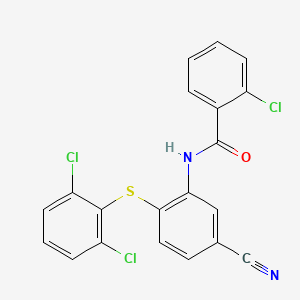 molecular formula C20H11Cl3N2OS B2913066 2-chloro-N-{5-cyano-2-[(2,6-dichlorophenyl)sulfanyl]phenyl}benzenecarboxamide CAS No. 400076-19-9