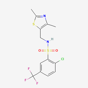 molecular formula C13H12ClF3N2O2S2 B2913789 2-氯-N-((2,4-二甲基噻唑-5-基)甲基)-5-(三氟甲基)苯磺酰胺 CAS No. 1396857-37-6