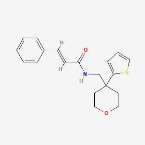 N-((4-(thiophen-2-yl)tetrahydro-2H-pyran-4-yl)methyl)cinnamamide