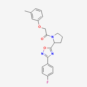 molecular formula C21H20FN3O3 B2915472 3-(4-Fluorophenyl)-5-{1-[(3-methylphenoxy)acetyl]pyrrolidin-2-yl}-1,2,4-oxadiazole CAS No. 1789050-93-6