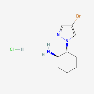 molecular formula C9H15BrClN3 B2916385 (1R,2S)-2-(4-溴吡唑-1-基)环己基-1-胺；盐酸盐 CAS No. 2137851-92-2
