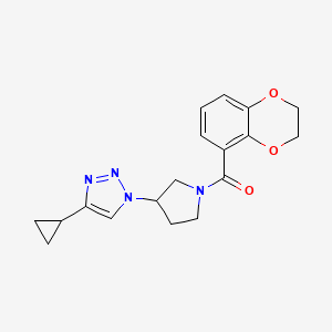 molecular formula C18H20N4O3 B2916801 (3-(4-cyclopropyl-1H-1,2,3-triazol-1-yl)pyrrolidin-1-yl)(2,3-dihydrobenzo[b][1,4]dioxin-5-yl)methanone CAS No. 2034223-39-5