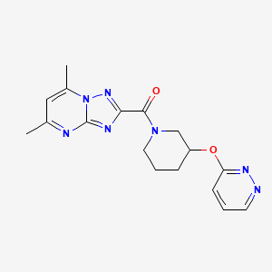 molecular formula C17H19N7O2 B2916960 (5,7-二甲基-[1,2,4]三唑并[1,5-a]嘧啶-2-基)(3-(哒嗪-3-氧基)哌啶-1-基)甲苯酮 CAS No. 2034576-22-0