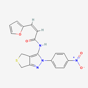 molecular formula C18H14N4O4S B2917147 (Z)-3-(呋喃-2-基)-N-(2-(4-硝基苯基)-4,6-二氢-2H-噻吩并[3,4-c]吡唑-3-基)丙烯酰胺 CAS No. 450342-59-3