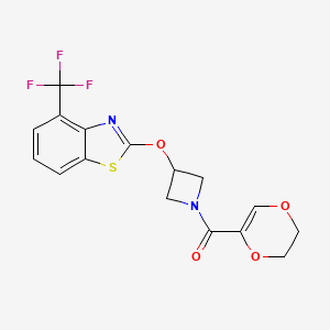 molecular formula C16H13F3N2O4S B2917533 (5,6-Dihydro-1,4-dioxin-2-yl)(3-((4-(trifluoromethyl)benzo[d]thiazol-2-yl)oxy)azetidin-1-yl)methanone CAS No. 1421466-26-3