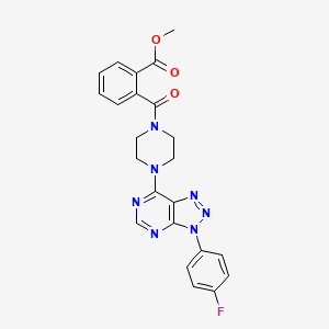 molecular formula C23H20FN7O3 B2918559 methyl 2-(4-(3-(4-fluorophenyl)-3H-[1,2,3]triazolo[4,5-d]pyrimidin-7-yl)piperazine-1-carbonyl)benzoate CAS No. 920226-95-5