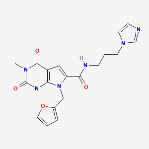 7-(furan-2-ylmethyl)-N-[3-(1H-imidazol-1-yl)propyl]-1,3-dimethyl-2,4-dioxo-2,3,4,7-tetrahydro-1H-pyrrolo[2,3-d]pyrimidine-6-carboxamide
