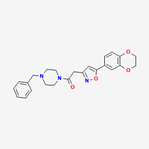 molecular formula C24H25N3O4 B2919318 1-(4-Benzylpiperazin-1-yl)-2-(5-(2,3-dihydrobenzo[b][1,4]dioxin-6-yl)isoxazol-3-yl)ethanone CAS No. 1171436-14-8