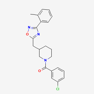 molecular formula C22H22ClN3O2 B2919339 (3-Chlorophenyl)(3-((3-(o-tolyl)-1,2,4-oxadiazol-5-yl)methyl)piperidin-1-yl)methanone CAS No. 1705109-13-2