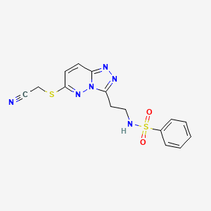 molecular formula C15H14N6O2S2 B2920253 N-[2-[6-(cyanomethylsulfanyl)-[1,2,4]triazolo[4,3-b]pyridazin-3-yl]ethyl]benzenesulfonamide CAS No. 872997-56-3