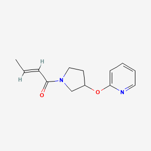 molecular formula C13H16N2O2 B2922363 (E)-1-(3-(pyridin-2-yloxy)pyrrolidin-1-yl)but-2-en-1-one CAS No. 1904605-97-5