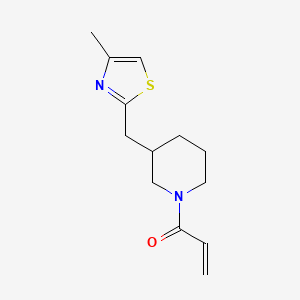molecular formula C13H18N2OS B2924347 1-[3-[(4-Methyl-1,3-thiazol-2-yl)methyl]piperidin-1-yl]prop-2-en-1-one CAS No. 2361638-77-7