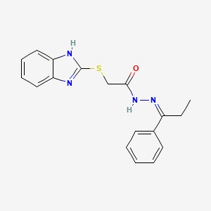molecular formula C18H18N4OS B2924514 2-(1H-benzimidazol-2-ylsulfanyl)-N-[(Z)-1-phenylpropylideneamino]acetamide CAS No. 342032-06-8
