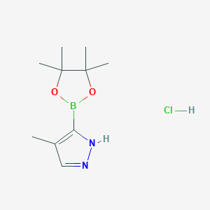 molecular formula C10H18BClN2O2 B2924701 4-Methyl-3-(4,4,5,5-tetramethyl-1,3,2-dioxaborolan-2-yl)-1H-pyrazole hydrochloride CAS No. 2345598-03-8