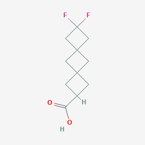 molecular formula C11H14F2O2 B2926064 8,8-二氟二螺[3.1.3.6]癸烷-2-羧酸 CAS No. 2166818-50-2