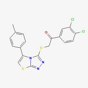 1-(3,4-Dichlorophenyl)-2-{[5-(4-methylphenyl)-[1,2,4]triazolo[3,4-b][1,3]thiazol-3-yl]sulfanyl}ethan-1-one