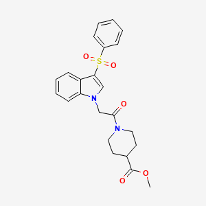 molecular formula C23H24N2O5S B2926610 1-(2-(3-(苯磺酰基)-1H-吲哚-1-基)乙酰)哌啶-4-甲酸甲酯 CAS No. 942003-72-7