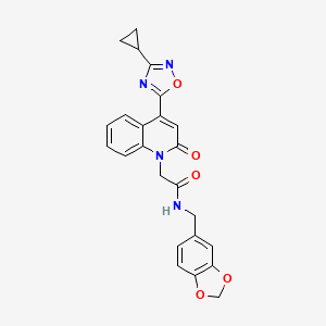 N-(1,3-benzodioxol-5-ylmethyl)-2-[4-(3-cyclopropyl-1,2,4-oxadiazol-5-yl)-2-oxoquinolin-1(2H)-yl]acetamide