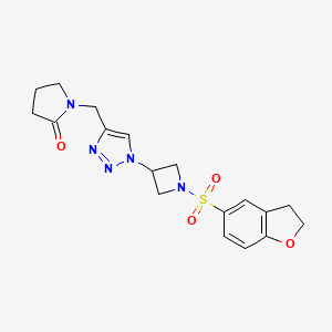 molecular formula C18H21N5O4S B2927113 1-((1-(1-((2,3-dihydrobenzofuran-5-yl)sulfonyl)azetidin-3-yl)-1H-1,2,3-triazol-4-yl)methyl)pyrrolidin-2-one CAS No. 2034269-94-6