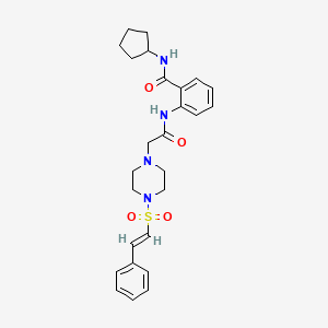 molecular formula C26H32N4O4S B2927493 N-cyclopentyl-2-[[2-[4-[(E)-2-phenylethenyl]sulfonylpiperazin-1-yl]acetyl]amino]benzamide CAS No. 930000-45-6