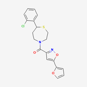 molecular formula C19H17ClN2O3S B2928901 (7-(2-Chlorophenyl)-1,4-thiazepan-4-yl)(5-(furan-2-yl)isoxazol-3-yl)methanone CAS No. 1797573-18-2