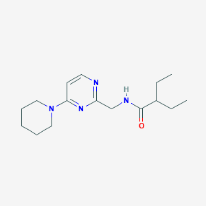 2-ethyl-N-((4-(piperidin-1-yl)pyrimidin-2-yl)methyl)butanamide