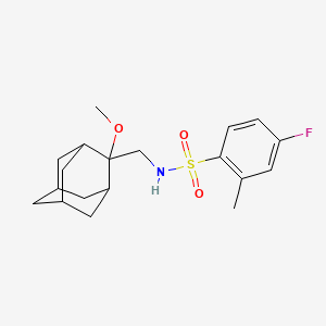 molecular formula C19H26FNO3S B2931592 4-fluoro-N-[(2-methoxyadamantan-2-yl)methyl]-2-methylbenzene-1-sulfonamide CAS No. 1797695-52-3