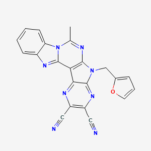 molecular formula C22H12N8O B2931687 5-(furan-2-ylmethyl)-7-methyl-5H-pyrazino[2'',3'':4',5']pyrrolo[2',3':4,5]pyrimido[1,6-a]benzimidazole-2,3-dicarbonitrile CAS No. 302804-29-1