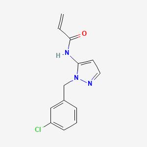 molecular formula C13H12ClN3O B2932557 N-[2-[(3-Chlorophenyl)methyl]pyrazol-3-yl]prop-2-enamide CAS No. 2305530-34-9