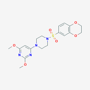 molecular formula C18H22N4O6S B2932744 4-(4-((2,3-二氢苯并[b][1,4]二氧杂环-6-基)磺酰基)哌嗪-1-基)-2,6-二甲氧嘧啶 CAS No. 1021262-79-2