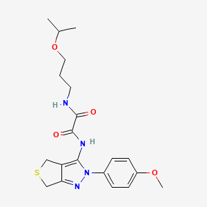 molecular formula C20H26N4O4S B2933661 N'-[2-(4-methoxyphenyl)-4,6-dihydrothieno[3,4-c]pyrazol-3-yl]-N-(3-propan-2-yloxypropyl)oxamide CAS No. 899741-54-9