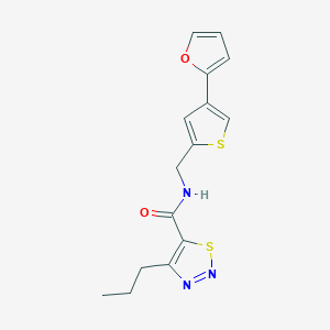 molecular formula C15H15N3O2S2 B2934243 N-[[4-(Furan-2-yl)thiophen-2-yl]methyl]-4-propylthiadiazole-5-carboxamide CAS No. 2379972-39-9