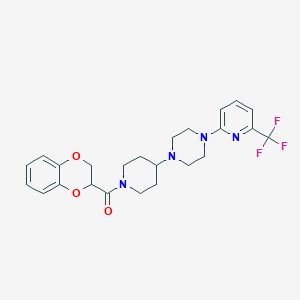 (2,3-Dihydrobenzo[b][1,4]dioxin-2-yl)(4-(4-(6-(trifluoromethyl)pyridin-2-yl)piperazin-1-yl)piperidin-1-yl)methanone