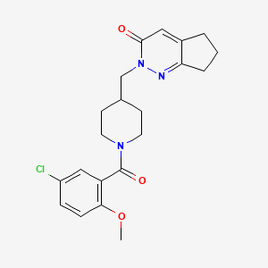 molecular formula C21H24ClN3O3 B2935116 2-[[1-(5-Chloro-2-methoxybenzoyl)piperidin-4-yl]methyl]-6,7-dihydro-5H-cyclopenta[c]pyridazin-3-one CAS No. 2380010-53-5