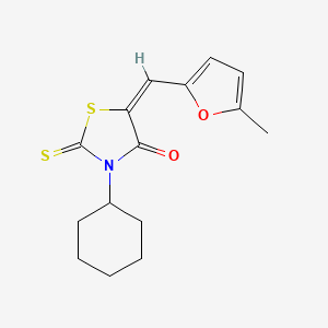 molecular formula C15H17NO2S2 B2935463 (E)-3-cyclohexyl-5-((5-methylfuran-2-yl)methylene)-2-thioxothiazolidin-4-one CAS No. 861412-70-6