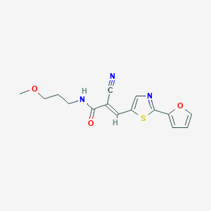 molecular formula C15H15N3O3S B2936545 (E)-2-氰基-3-[2-(呋喃-2-基)-1,3-噻唑-5-基]-N-(3-甲氧基丙基)丙-2-烯酰胺 CAS No. 1808516-77-9