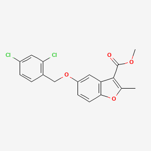 molecular formula C18H14Cl2O4 B2936827 Methyl 5-[(2,4-dichlorophenyl)methoxy]-2-methyl-1-benzofuran-3-carboxylate CAS No. 307551-96-8
