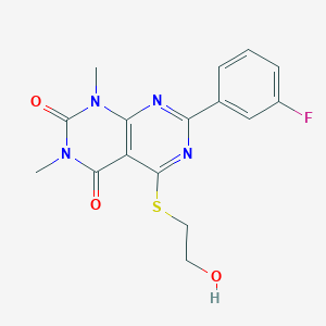 molecular formula C16H15FN4O3S B2936853 7-(3-Fluorophenyl)-5-(2-hydroxyethylsulfanyl)-1,3-dimethylpyrimido[4,5-d]pyrimidine-2,4-dione CAS No. 872848-42-5