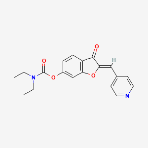 (2Z)-3-oxo-2-(pyridin-4-ylmethylidene)-2,3-dihydro-1-benzofuran-6-yl diethylcarbamate
