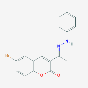 molecular formula C17H13BrN2O2 B2938441 (E)-6-溴-3-(1-(2-苯基腙)乙基)-2H-色满-2-酮 CAS No. 1273551-95-3