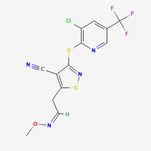 molecular formula C13H8ClF3N4OS2 B2939092 3-{[3-Chloro-5-(trifluoromethyl)-2-pyridinyl]sulfanyl}-5-[2-(methoxyimino)ethyl]-4-isothiazolecarbonitrile CAS No. 338413-08-4
